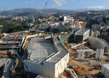 السفارة الأمريكية في بيروت تشعل الجدل