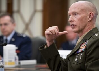 “سي إن إن”: عسكريون أمريكيون ينصحون إسرائيل بتجنب “ما حدث في حرب العراق”