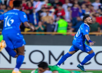 سجل في طهران.. نيمار “يفك النحس” ويقود الهلال للفوز على نساجي الإيراني(فيديو)