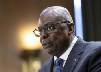 أميركا تطلق عملية متعددة الجنسيات لحماية التجارة في البحر الأحمر