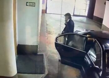 “8 ثوان فقط”.. شاهد لحظة اغتيال رجل أعمال كولومبي في العاصمة بوغوتا (فيديو)