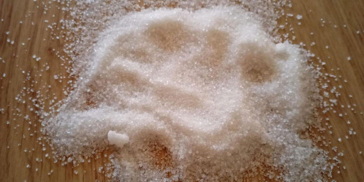 السكر.. كنزٌ تخسره خزينة الدولة لصالح المستوردين!