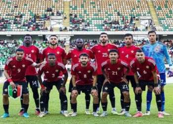 ضجة كبيرة في ليبيا بعد هتافات باسم القذافي في ملعب طرابلس (فيديو)