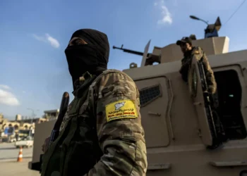 وزير الدفاع السوري يرفض احتفاظ الأكراد بتكتل خاص داخل الجيش