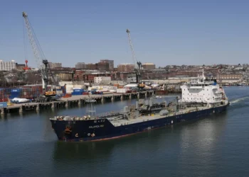 تراجع ملحوظ في أسعار النفط بعد إعلان الرسوم الجمركية الأميركية