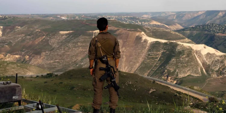 هشاشة الحدود السورية ترسم علاقات شائكة مع دول الجوار