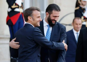 الرئيس السوري يعود من باريس بوعود دعم متنوع ولكن مشروطة