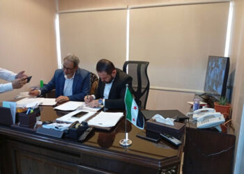 اتفاقية تعاون بين الفلاحين والبحوث العلمية الزراعية لتطوير أساليب الزراعة وتحسين جودة المنتج