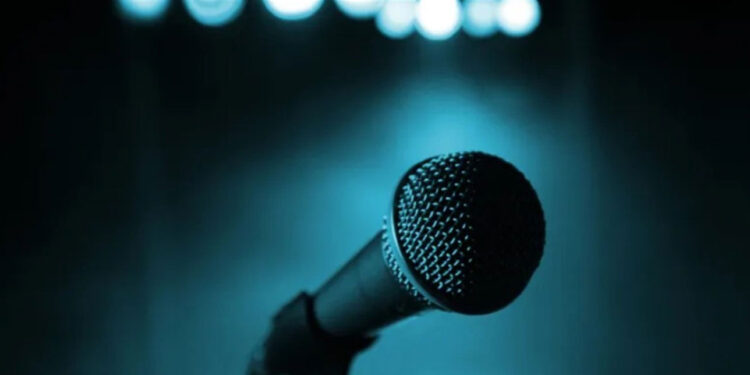 بسبب سروالها الضيق.. فنانة شهيرة تدخل المستشفى وتتعرّض لأزمة صحية حرجة (صور)