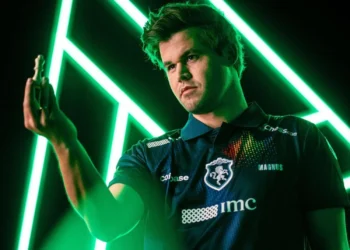 أسطورة الشطرنج كارلسن: مونديال الرياض سيأخذ اللعبة إلى مستوى آخر