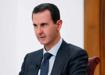 بلحية ومضرب بيسبول.. ما حقيقة أحدث ظهور لبشار الأسد في روسيا؟