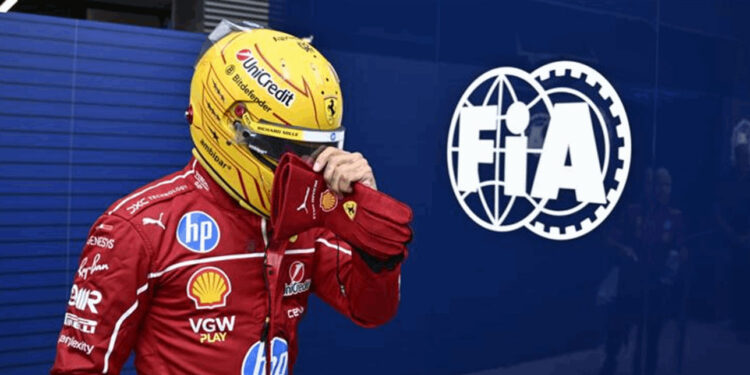 هاميلتون يصف نفسه بـ”عديم الفائدة”… وفيراري في مأزق ثقة