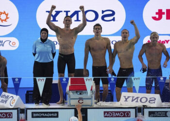 روسيا تواصل حصد الميداليات الذهبية في بطولة العالم للألعاب المائية