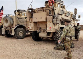 من يقف وراء أول هجوم على قاعدة أميركية في سوريا؟