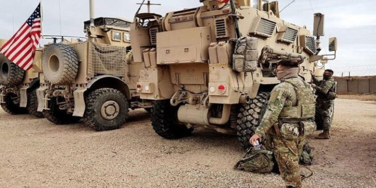 من يقف وراء أول هجوم على قاعدة أميركية في سوريا؟