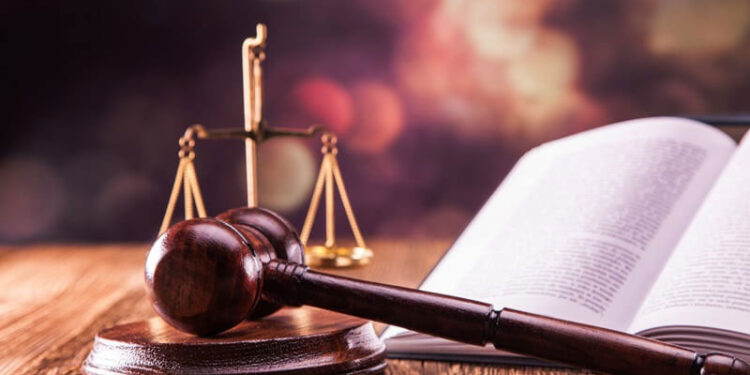 التعاطي للشعوذة بين الشريعة والقانون الوضعي.