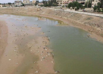 نهر العاصي يجف لأول مرة في تاريخ سوريا… فيديو