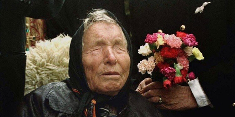 “نورٌ في السماء”.. العرافة بابا فانغا: هذا ما سيحدث يوم الجمعة