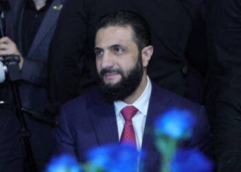 بعد فوز سوريا على تونس بكأس العرب 2025.. هذا ما فعله الشرع (فيديو)