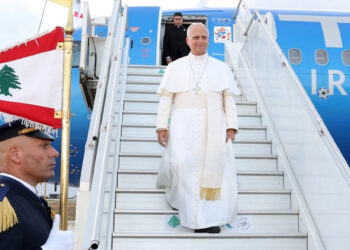 تفاصيل اليوم الأول للبابا في لبنان.. الوقائع الكاملة لـ”زيارة تاريخية”