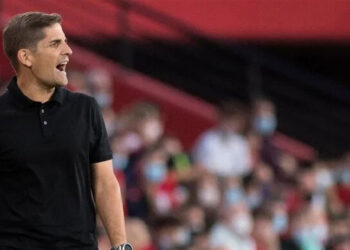 مورينو و”شات جي بي تي”.. نهاية مأساوية في الملاعب الروسية