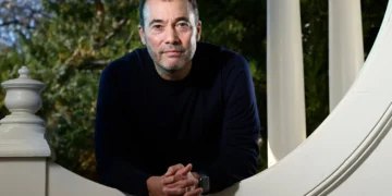 «واشنطن بوست» تعلن تنحي رئيسها التنفيذي بعد عمليات تسريح جماعية