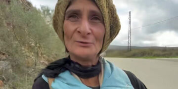 أجمل بنت بالقرداحة.. حكاية امرأة  دخلت الى قلوب الجميع