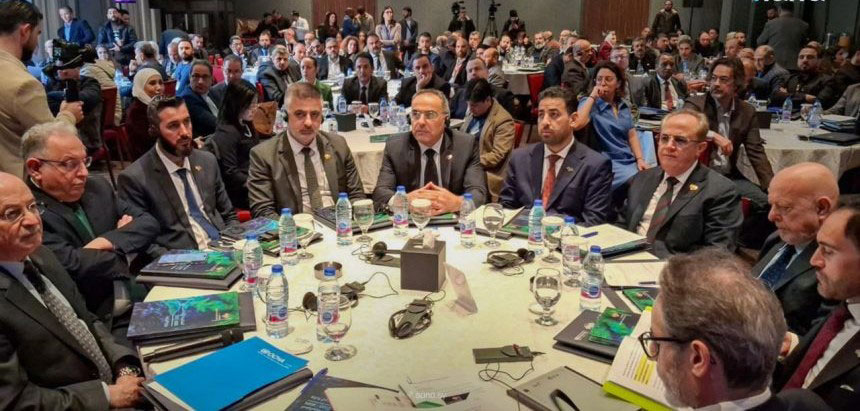 بالتعاون مع الفاو ووزارة الخارجية وشؤون الكومنولث والتنمية البريطانية وزارة الزراعة تطلق إستراتيجيتها الوطنية للزراعة السورية.. التنمية الحقيقة بدأت