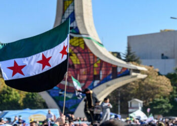 تحت التهديد.. انسحاب محامين من دعوى رفعت ضد مسيئين لدمشق وأهلها