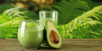 هل يساعد الأفوكادو في الوقاية من التهابات المسالك البولية؟